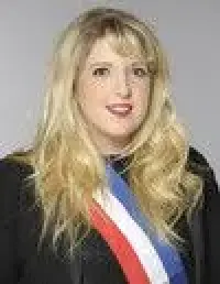 Julie CAZABAN