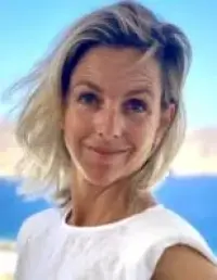 Eveline DE MENDONCA